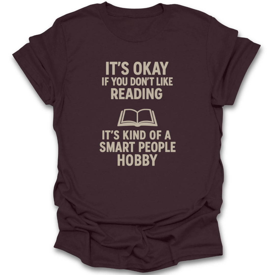 Black t-shirt with beige text 'I read books and I know things' on a white background. funny reading shirt, smart people hobby shirt, book lover t-shirt, book nerd tee, bibliophile gift, reading humor shirt, bookish apparel, reader lifestyle shirt